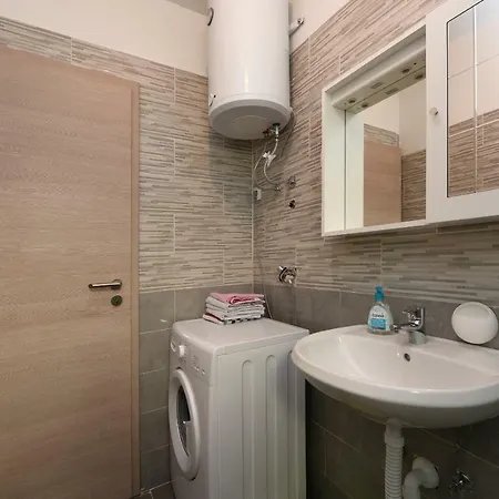 Apartment Apartman Laguna